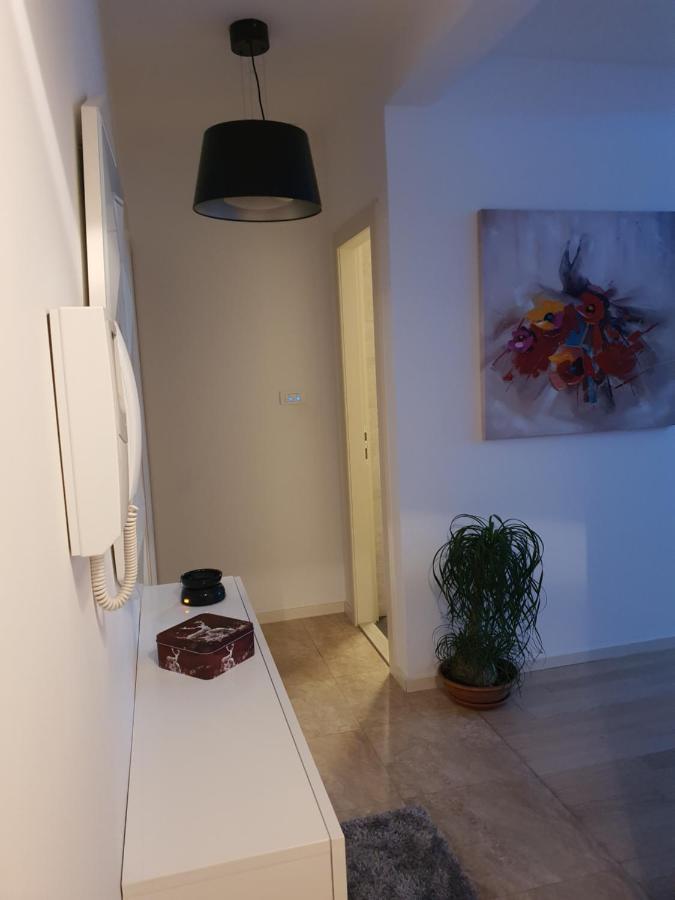 Adela Apartments 3 Morska Vila Split Exterior foto